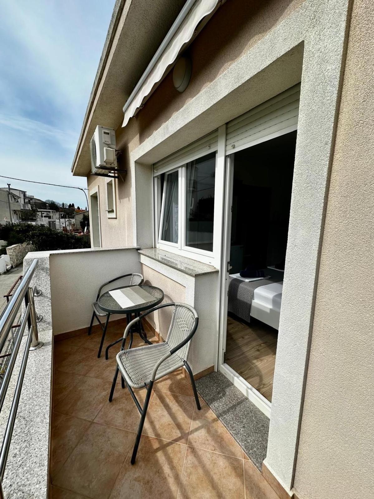 Apartman & Rooms Draga Marina Exterior photo